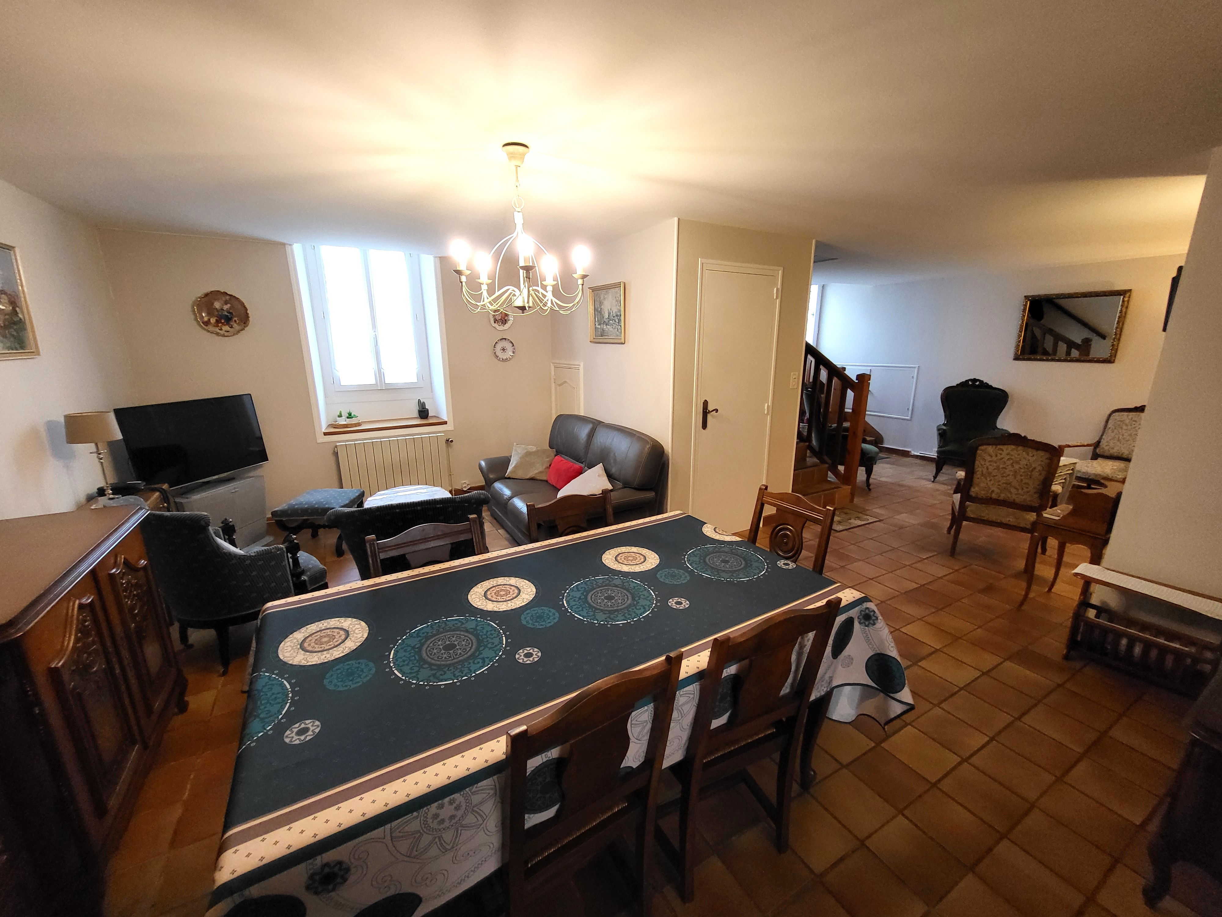 MAIS D06061